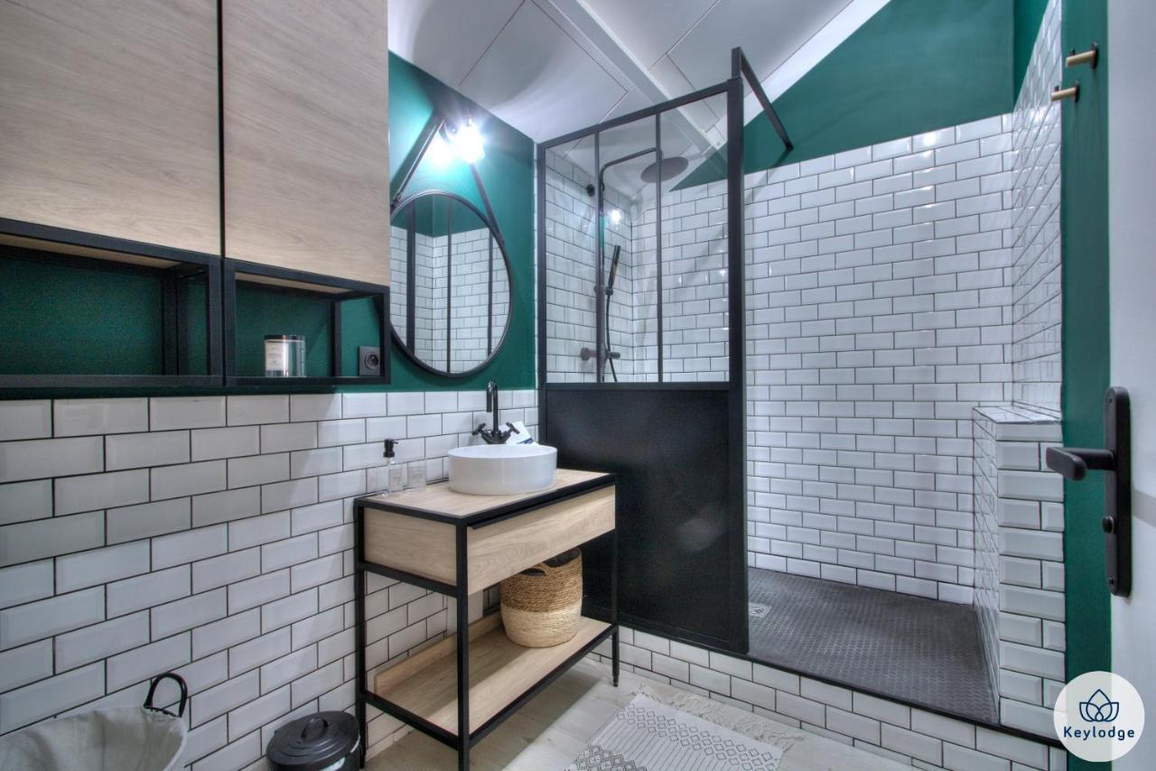 Apt - 4 Pers - Petit Duc - Renove - 44M² - Centre De Mont Rocquefeuil - Saint-Gilles-les-Bains Buitenkant foto