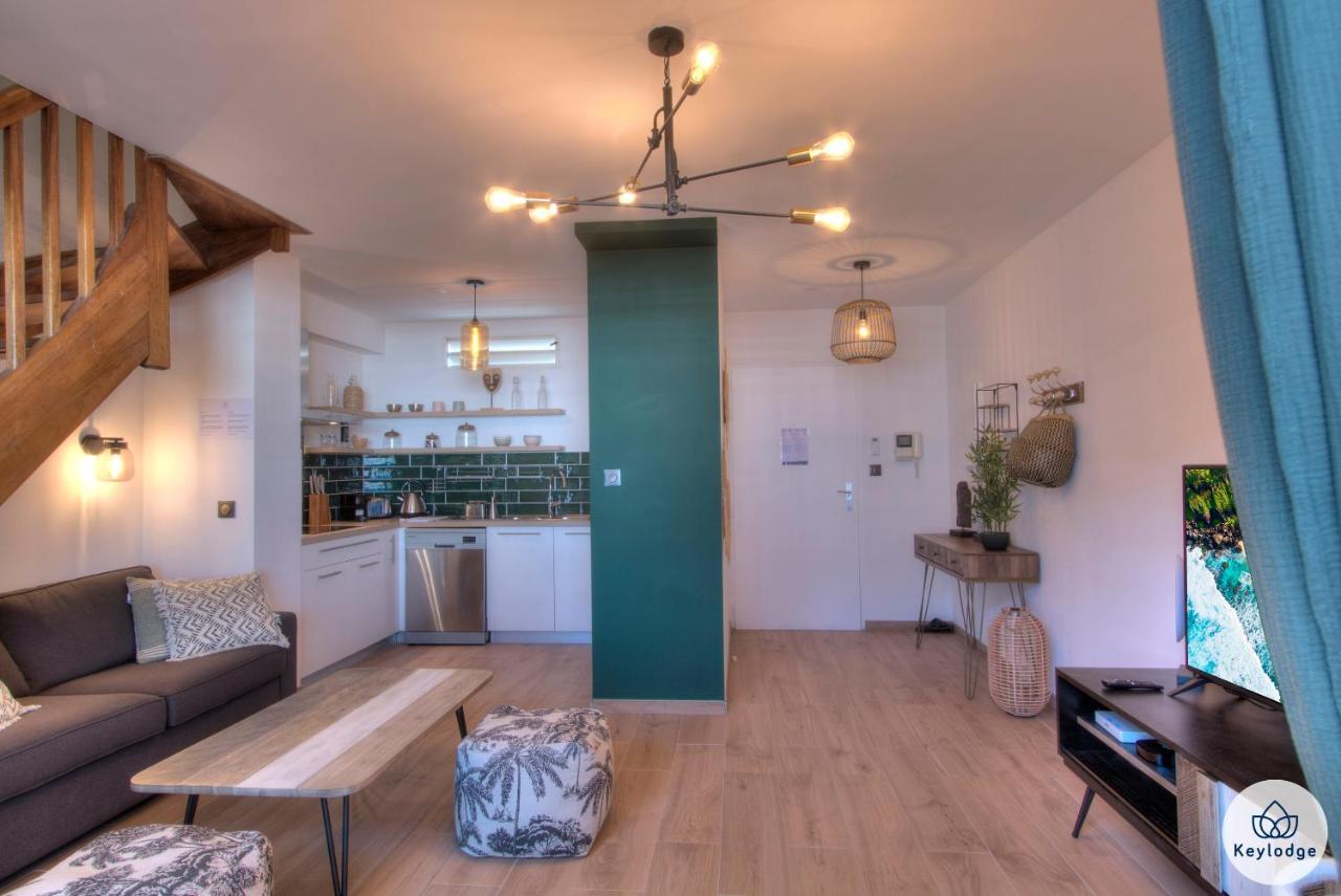 Apt - 4 Pers - Petit Duc - Renove - 44M² - Centre De Mont Rocquefeuil - Saint-Gilles-les-Bains Buitenkant foto