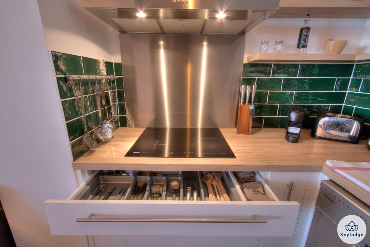 Apt - 4 Pers - Petit Duc - Renove - 44M² - Centre De Mont Rocquefeuil - Saint-Gilles-les-Bains Buitenkant foto