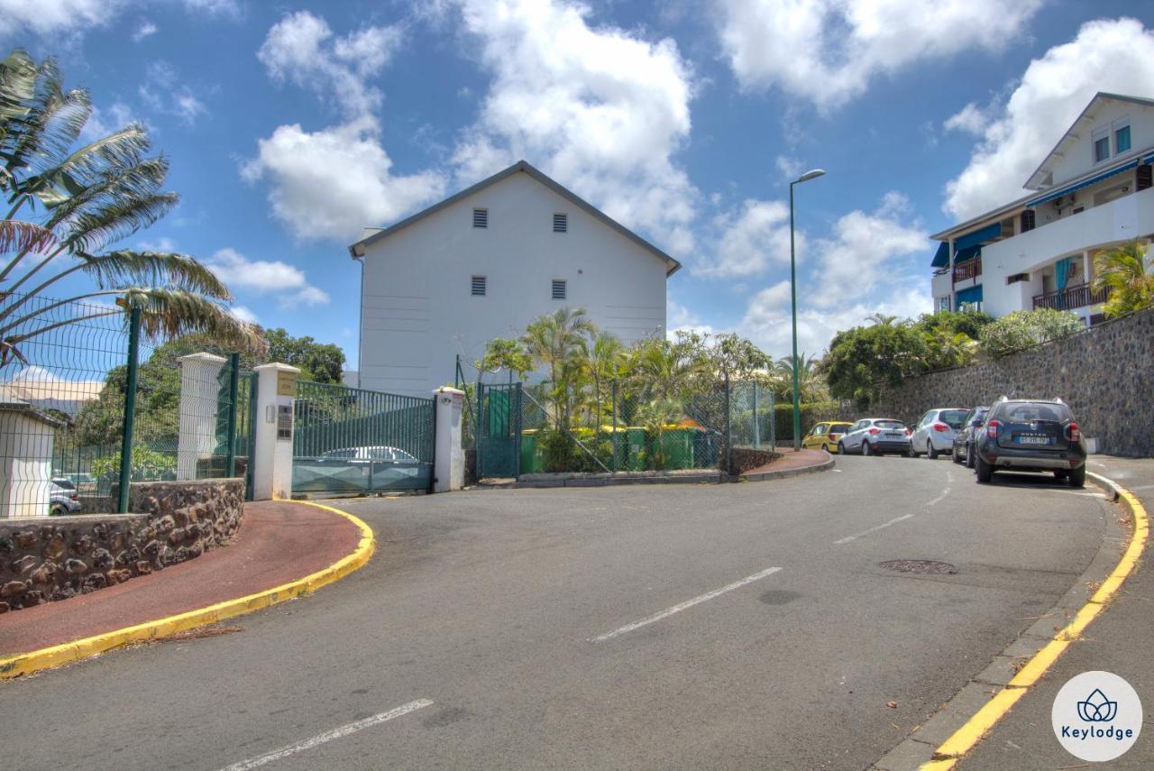 Apt - 4 Pers - Petit Duc - Renove - 44M² - Centre De Mont Rocquefeuil - Saint-Gilles-les-Bains Buitenkant foto