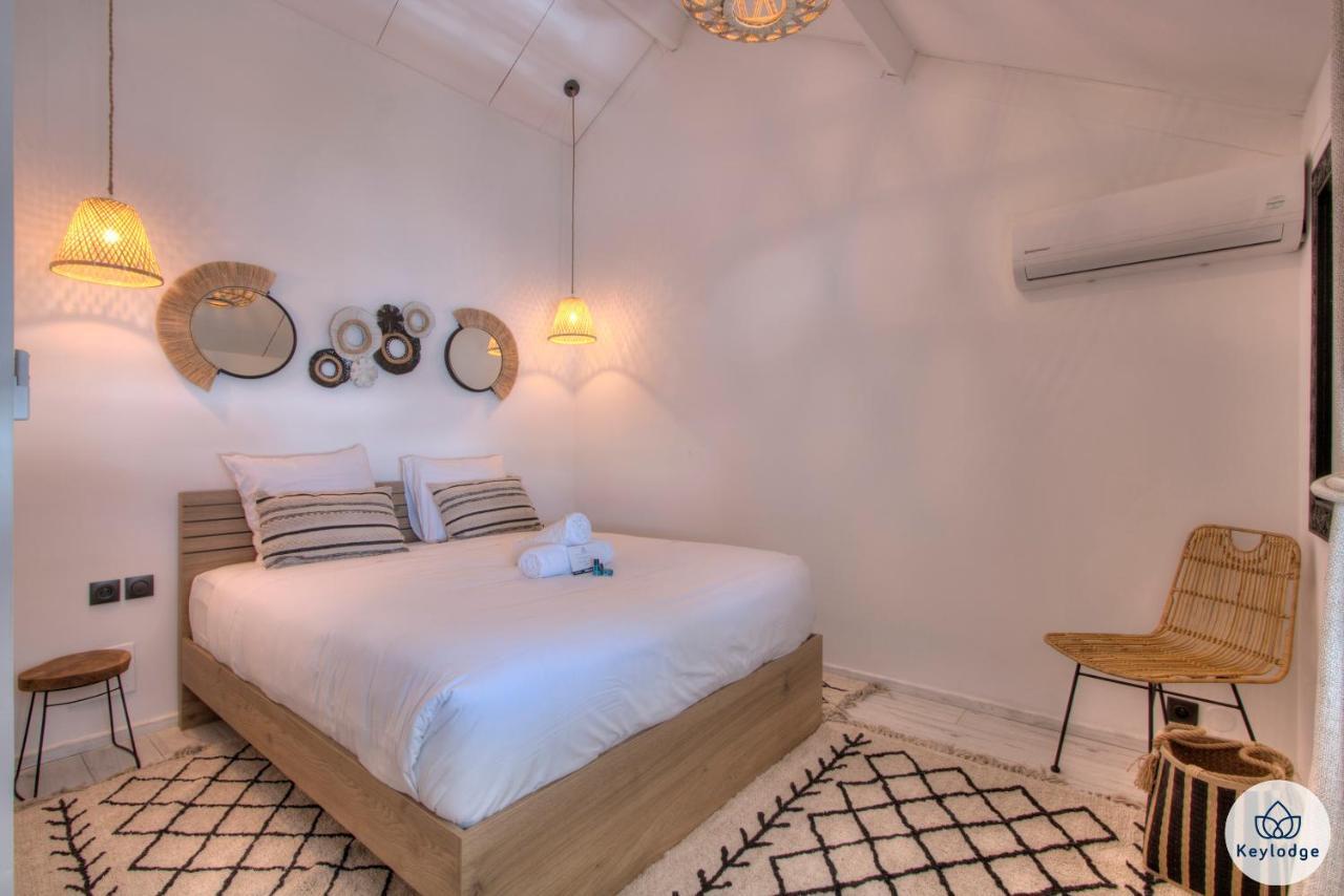 Apt - 4 Pers - Petit Duc - Renove - 44M² - Centre De Mont Rocquefeuil - Saint-Gilles-les-Bains Buitenkant foto